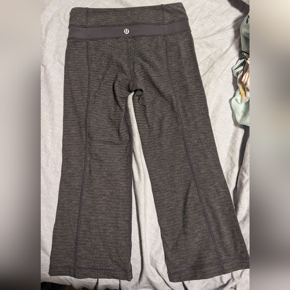 Lululemon cropped leggings